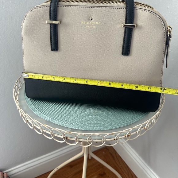 Kate Spade Tote - Picture 7 of 16